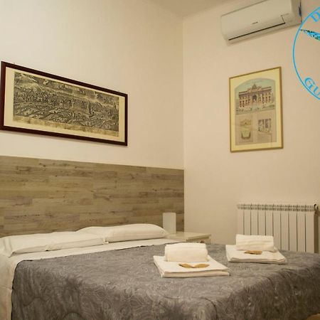 Dixi Bird Guesthouse Rom Exterior foto