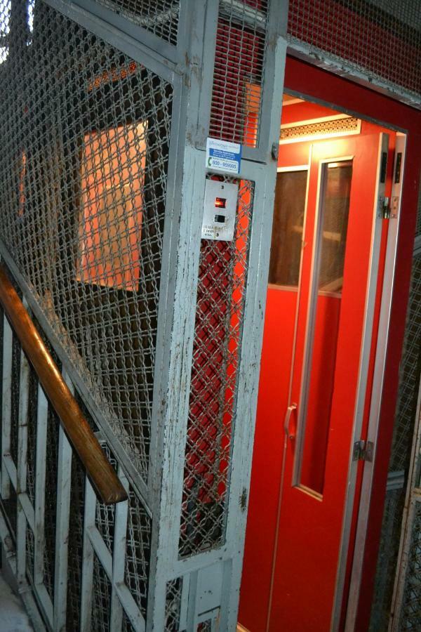 Dixi Bird Guesthouse Rom Exterior foto